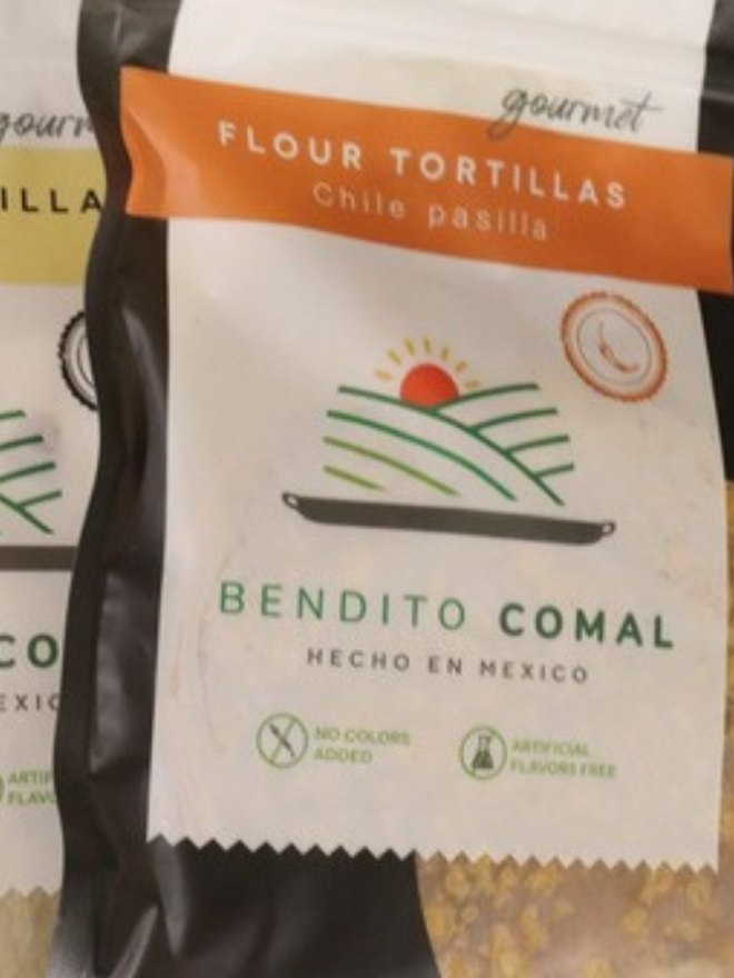 Bendito Comal flour tortillas, Chile Pasilla